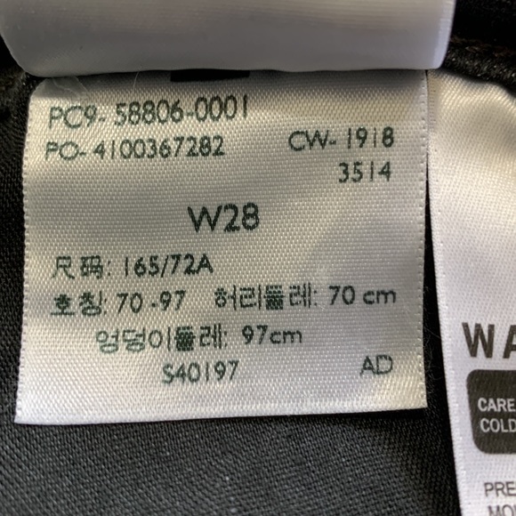 Levi’s 721 High Rise Skinny with Bow Ankle - Picture 11 of 12